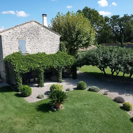 Prestigious Mas: Countryside Retreat Near Avignon With Pool Holiday home *
