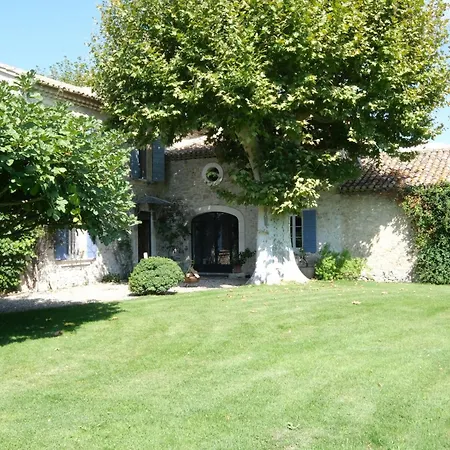 Holiday home Prestigious Mas: Countryside Retreat Near Avignon With Pool *